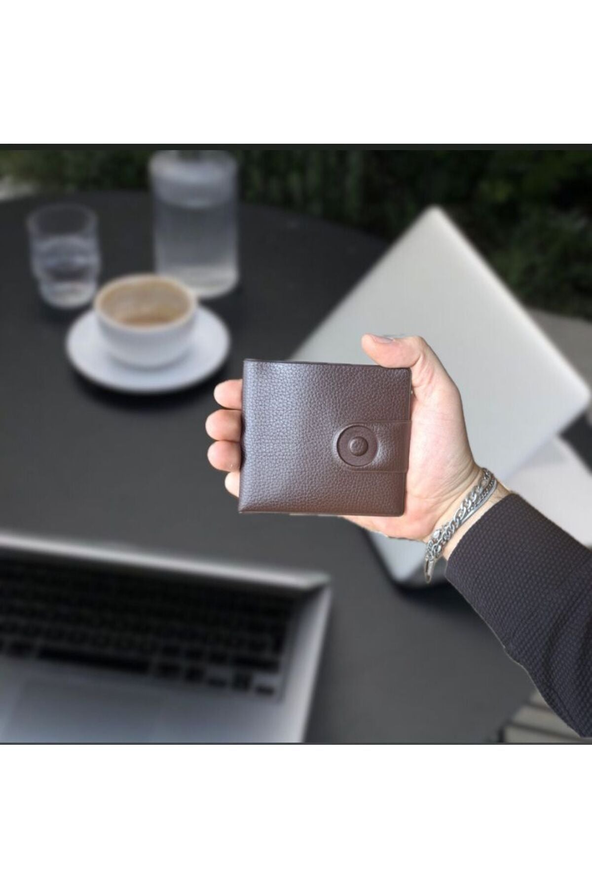 Magnetische Reisebrieftasche Braun