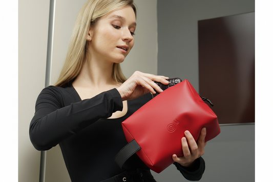 Kırmızı Bakım Çantası Tukan