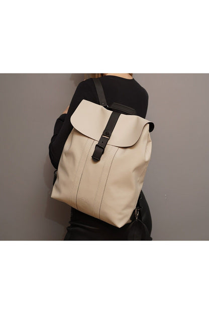 Creme Rucksack Hyäne